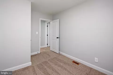Bedroom - 3538 Elmora Ave, Baltimore, MD 21213 photo 2 of 2
