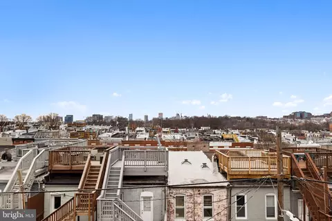 Exterior - 222 S Bouldin St S, Baltimore, MD 21224 photo 9 of 15