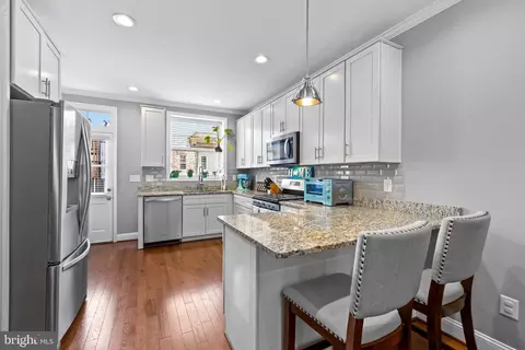Kitchen - 222 S Bouldin St S, Baltimore, MD 21224 photo 1 of 5