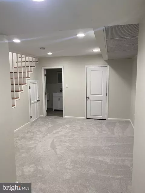 Entry Way - 123 N Monastery Ave, Baltimore, MD 21229 photo 3 of 3
