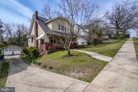 2905 Rueckert Ave, Baltimore, MD 21214