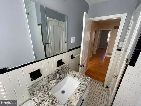 Bath - 1640 Ingram Rd, Baltimore, MD 21239 photo 2 of 4