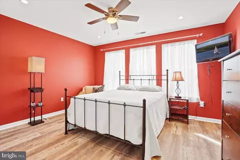 Bedroom - 5217 Tabard Ct, Baltimore, MD 21212 photo 1 of 7