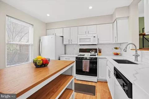 Kitchen - 5217 Tabard Ct, Baltimore, MD 21212 photo 3 of 3