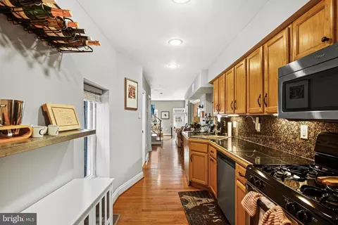 10 E Gittings St, Baltimore, MD 21230