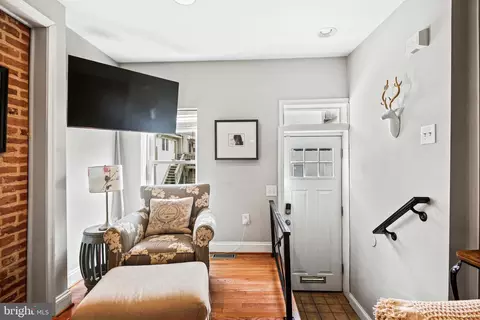 Living - 10 E Gittings St, Baltimore, MD 21230 photo 1 of 2