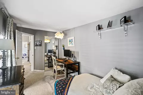 Living - 10 E Gittings St, Baltimore, MD 21230 photo 2 of 2