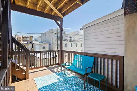 Exterior - 1211 Hull St, Baltimore, MD 21230 photo 7 of 9