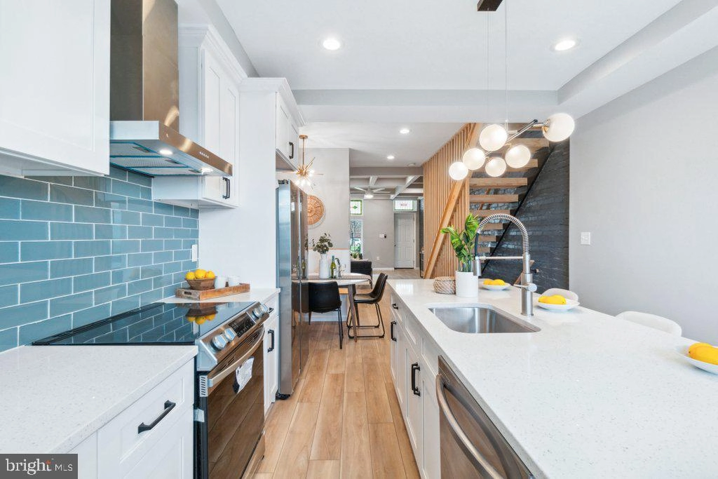 Kitchen - 1313 Weldon Ave, Baltimore, MD 21211 photo 5 of 6