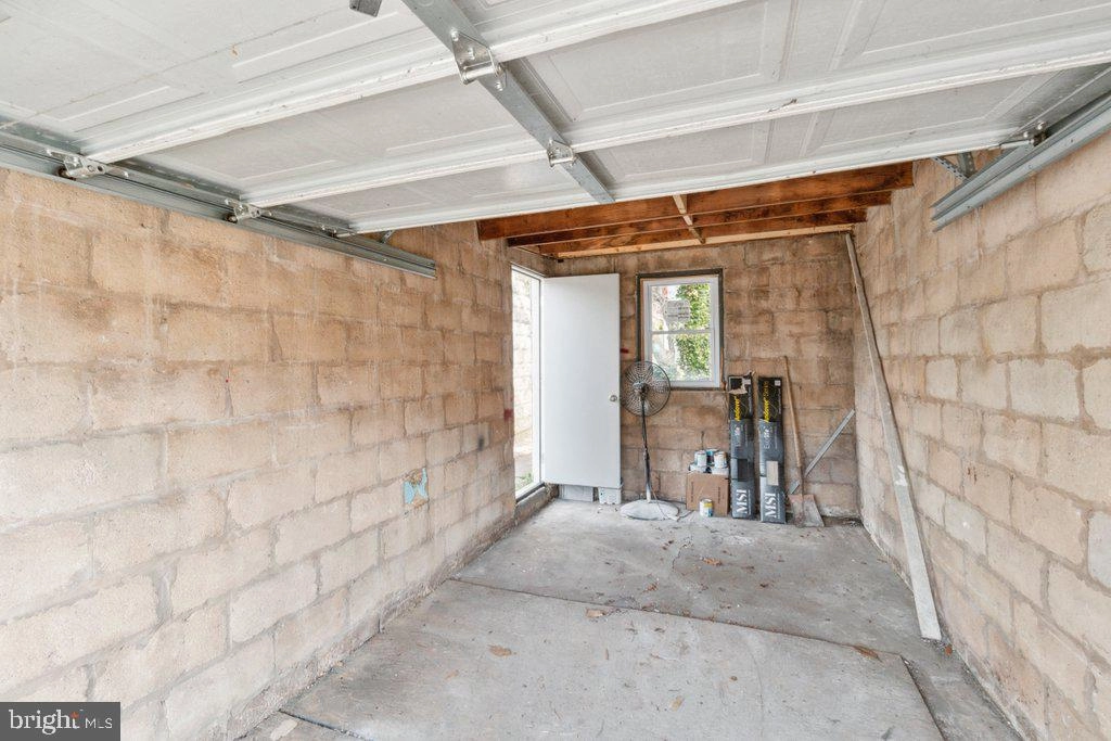 Exterior - 1313 Weldon Ave, Baltimore, MD 21211 photo 5 of 6