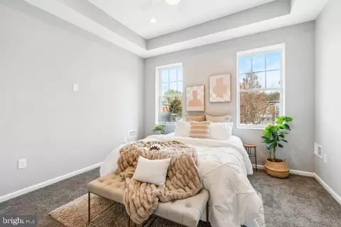 Bedroom - 1313 Weldon Ave, Baltimore, MD 21211 photo 4 of 5