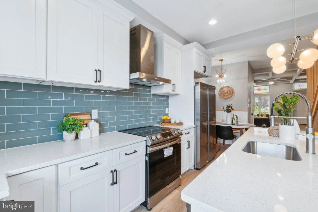 Kitchen - 1313 Weldon Ave, Baltimore, MD 21211 photo 4 of 6