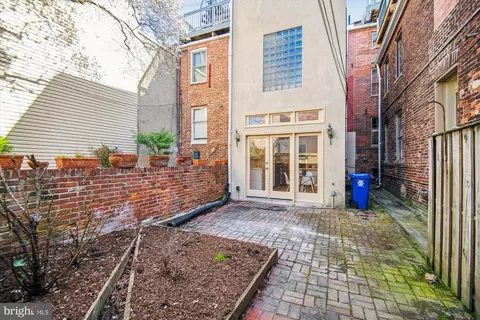 Exterior - 814 William St, Baltimore, MD 21230 photo 7 of 10