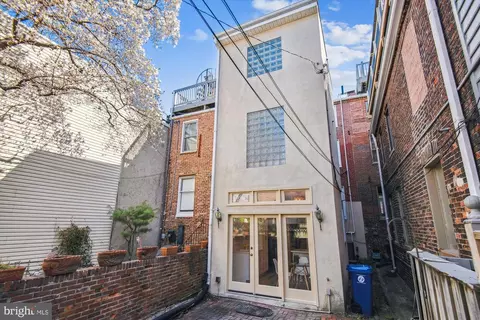 Exterior - 814 William St, Baltimore, MD 21230 photo 6 of 10