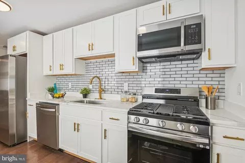 127 S Poppleton St, Baltimore, MD 21201 photo 12