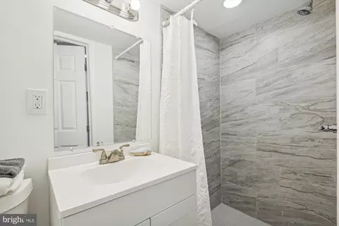 127 S Poppleton St, Baltimore, MD 21201 photo 29