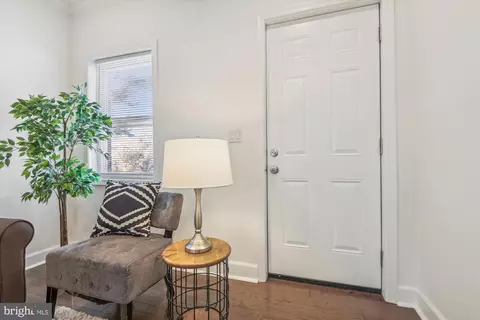 127 S Poppleton St, Baltimore, MD 21201 photo 2