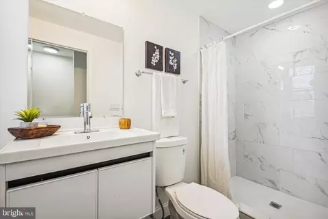 127 S Poppleton St, Baltimore, MD 21201 photo 22