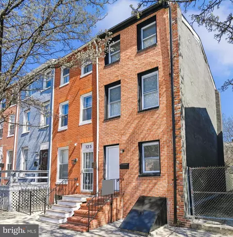 127 S Poppleton St, Baltimore, MD 21201 photo 34