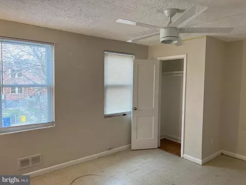 Bedroom - 4108 Brendan Ave, Baltimore, MD 21213 photo 4 of 6