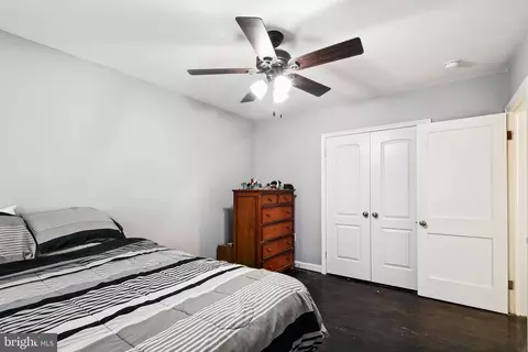 Bedroom - 1305 Silverthorne Rd, Baltimore, MD 21239 photo 2 of 2
