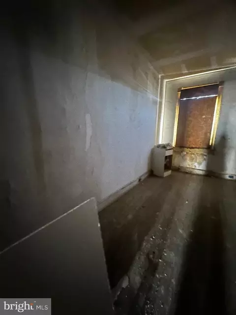 2816 Madison St E, Baltimore, MD 21205 photo 9