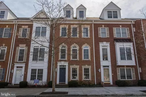 Exterior - 831 12 Mchenry St, Baltimore, MD 21230 photo 5 of 17
