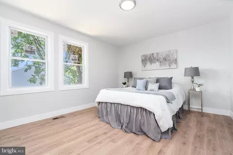 Bedroom - 4315 Davis Ave, Baltimore, MD 21229 photo 1 of 3