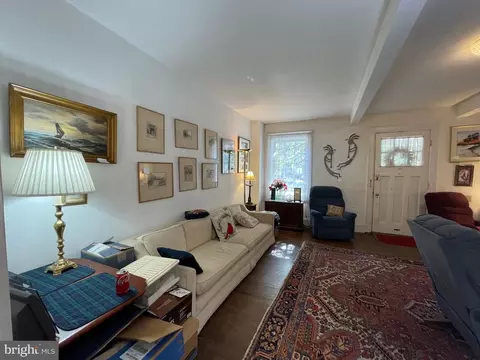 Living - 232 E University Pkwy, Baltimore, MD 21218 photo 6 of 15