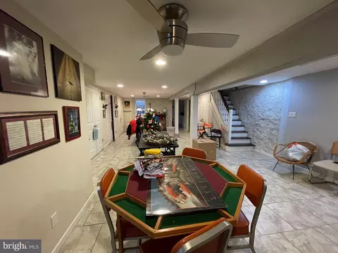 Dining - 232 E University Pkwy, Baltimore, MD 21218 photo 7 of 7