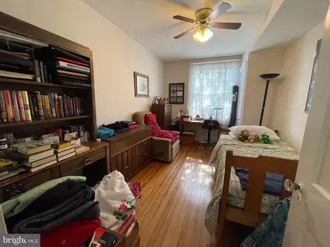 Living - 232 E University Pkwy, Baltimore, MD 21218 photo 9 of 15