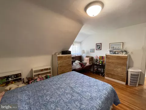 Bedroom - 232 E University Pkwy, Baltimore, MD 21218 photo 2 of 7