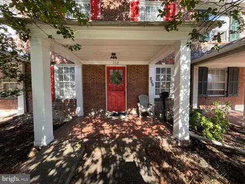 232 E University Pkwy, Baltimore, MD 21218