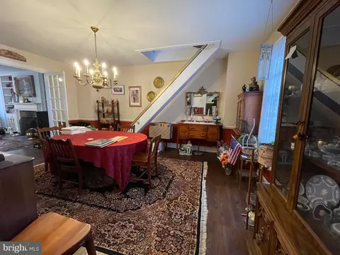 Living - 232 E University Pkwy, Baltimore, MD 21218 photo 8 of 15