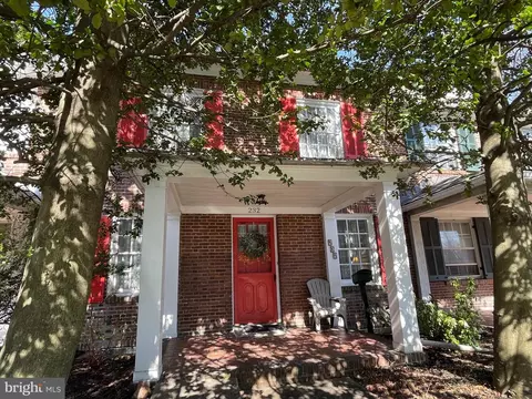 Exterior - 232 E University Pkwy, Baltimore, MD 21218 photo 2 of 7