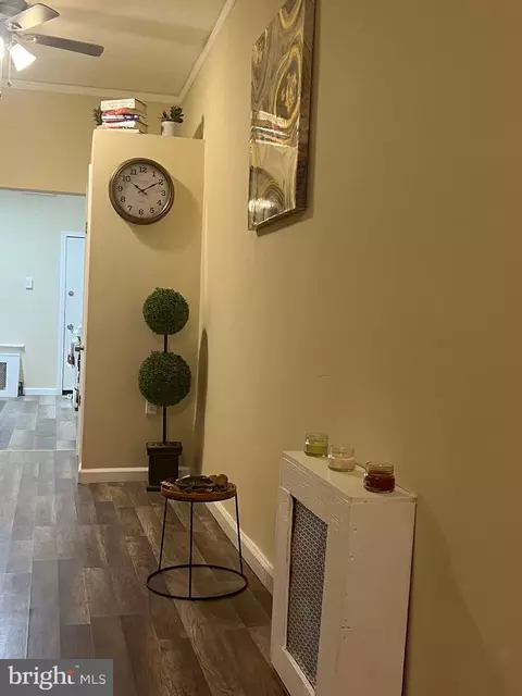 Entry Way - 3716 E Pratt St, Baltimore, MD 21224 photo 8 of 25