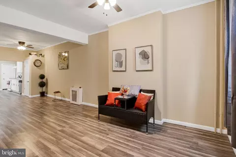 Entry Way - 3716 E Pratt St, Baltimore, MD 21224 photo 6 of 25