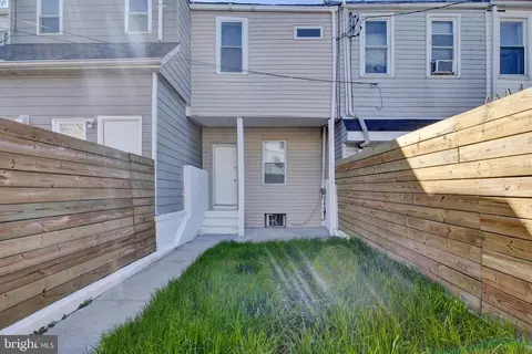 Exterior - 3716 E Pratt St, Baltimore, MD 21224 photo 2 of 4