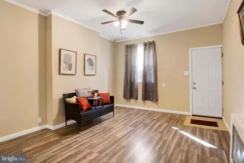 Entry Way - 3716 E Pratt St, Baltimore, MD 21224 photo 5 of 25