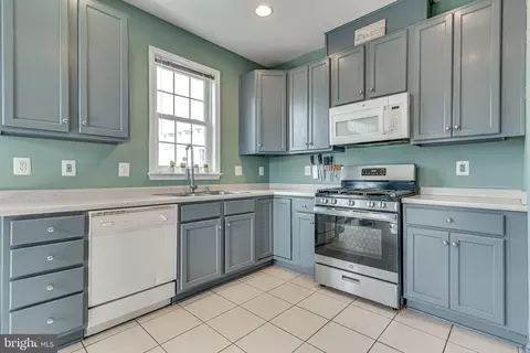Kitchen - 412 Scott St, Baltimore, MD 21230 photo 3 of 3