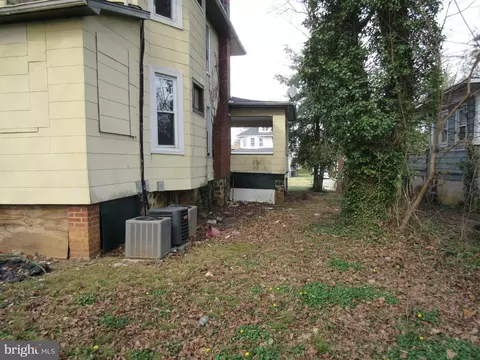 Exterior - 3805 Chatham Rd, Baltimore, MD 21215 photo 11 of 15