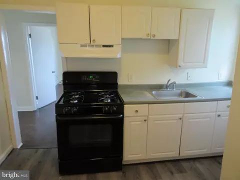 Kitchen - 3805 Chatham Rd, Baltimore, MD 21215 photo 5 of 5