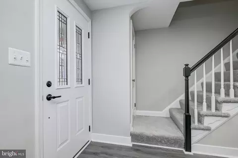 Entry Way - 3374 Dulany St, Baltimore, MD 21229 photo 1 of 10
