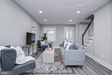 Living - 3374 Dulany St, Baltimore, MD 21229 photo 2 of 2