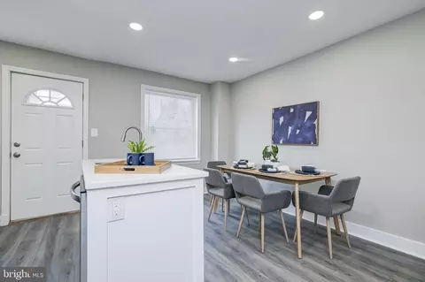 Dining - 3374 Dulany St, Baltimore, MD 21229 photo 1 of 3