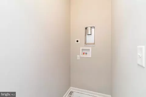 1709 E Preston St, Baltimore, MD 21213 photo 8