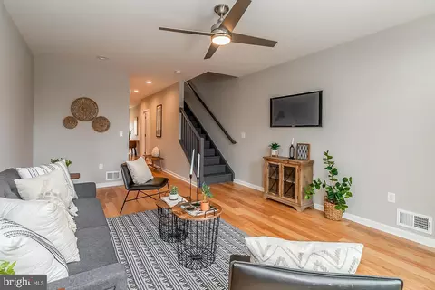 1709 E Preston St, Baltimore, MD 21213 photo 4