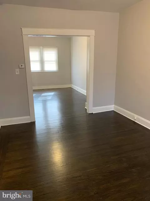 Entry Way - 611 Willow Ave, Baltimore, MD 21212 photo 1 of 2