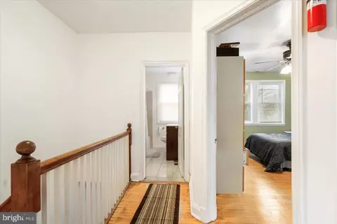 Entry Way - 1619 Shadyside Rd, Baltimore, MD 21218 photo 2 of 2