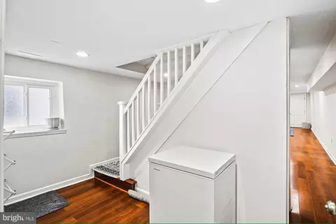 Entry Way - 2746 E Baltimore St, Baltimore, MD 21224 photo 3 of 3